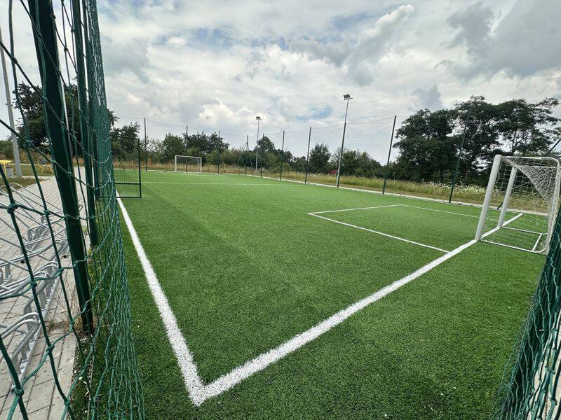 Wielki krok dla lokalnego sportu. Rusza przetarg na projekty aż 8 nowych boisk w Gminie Miękinia!