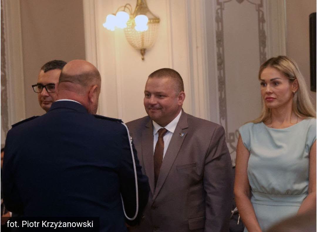 Wójt Gminy Kunice uhonorowany przez NSZZ Policjantów