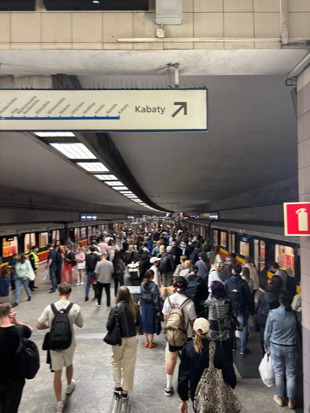Plecak na torach, problemy w metrze