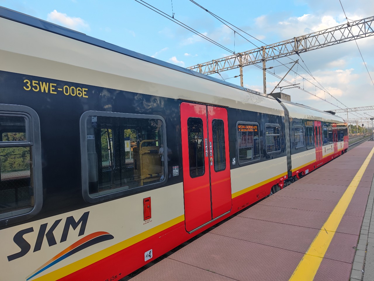 Pociąg SKM. | Fot. Warszawa w Pigułce.