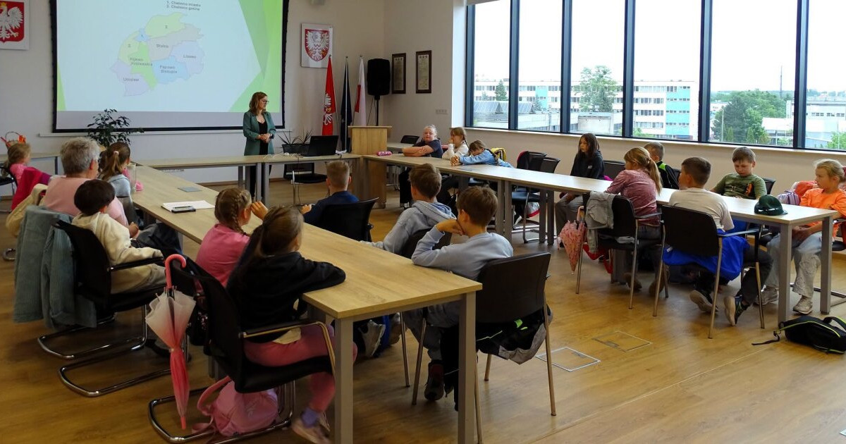Wspominamy czerwcowe lekcje w Starostwie. Kto nadąży za II B?