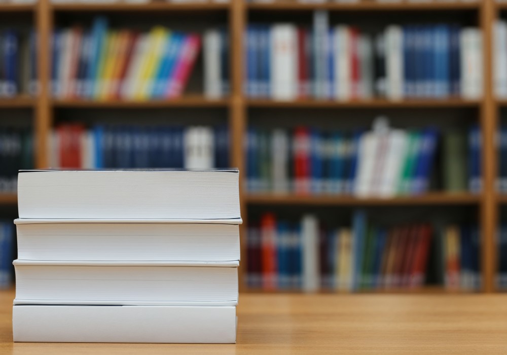 Wyjątkowe zakładki do książek – odkryj ręcznie malowane cuda!