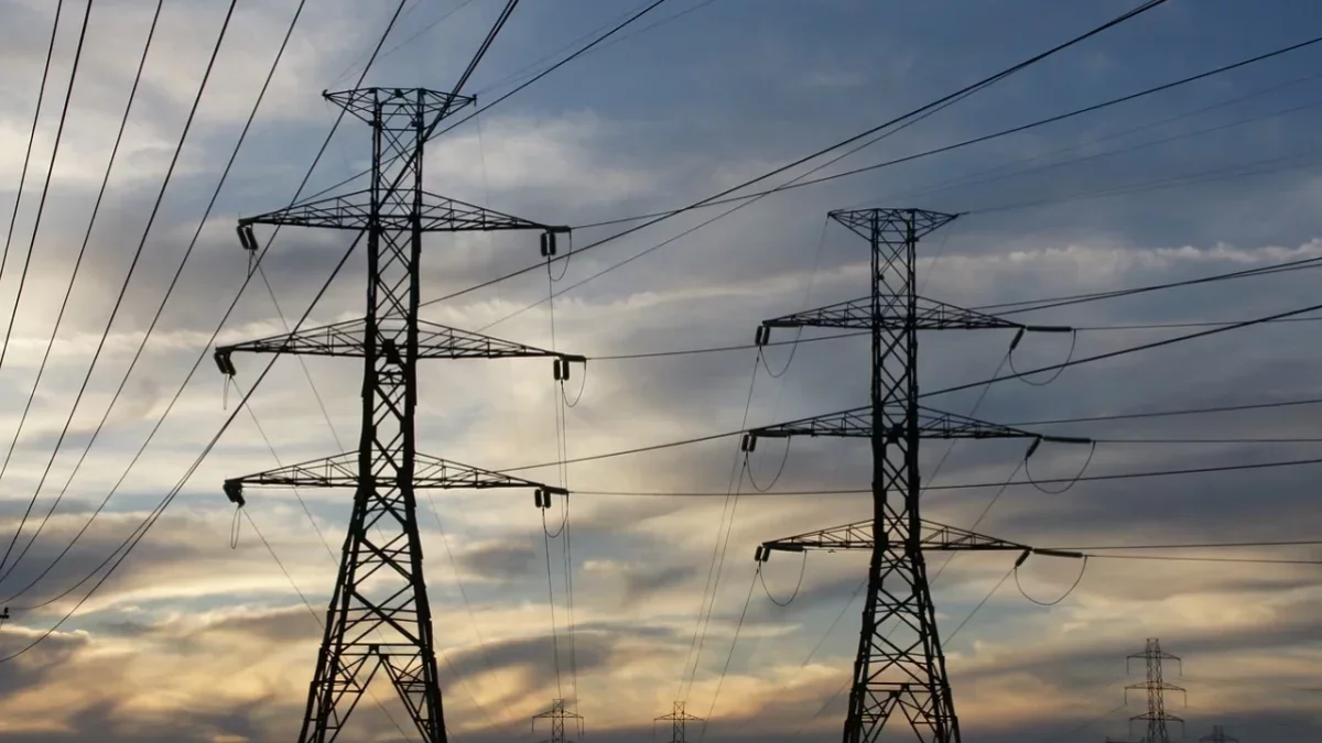 Wyłączenia prądu w powiecie piotrkowskim. Gdzie utrudnienia?