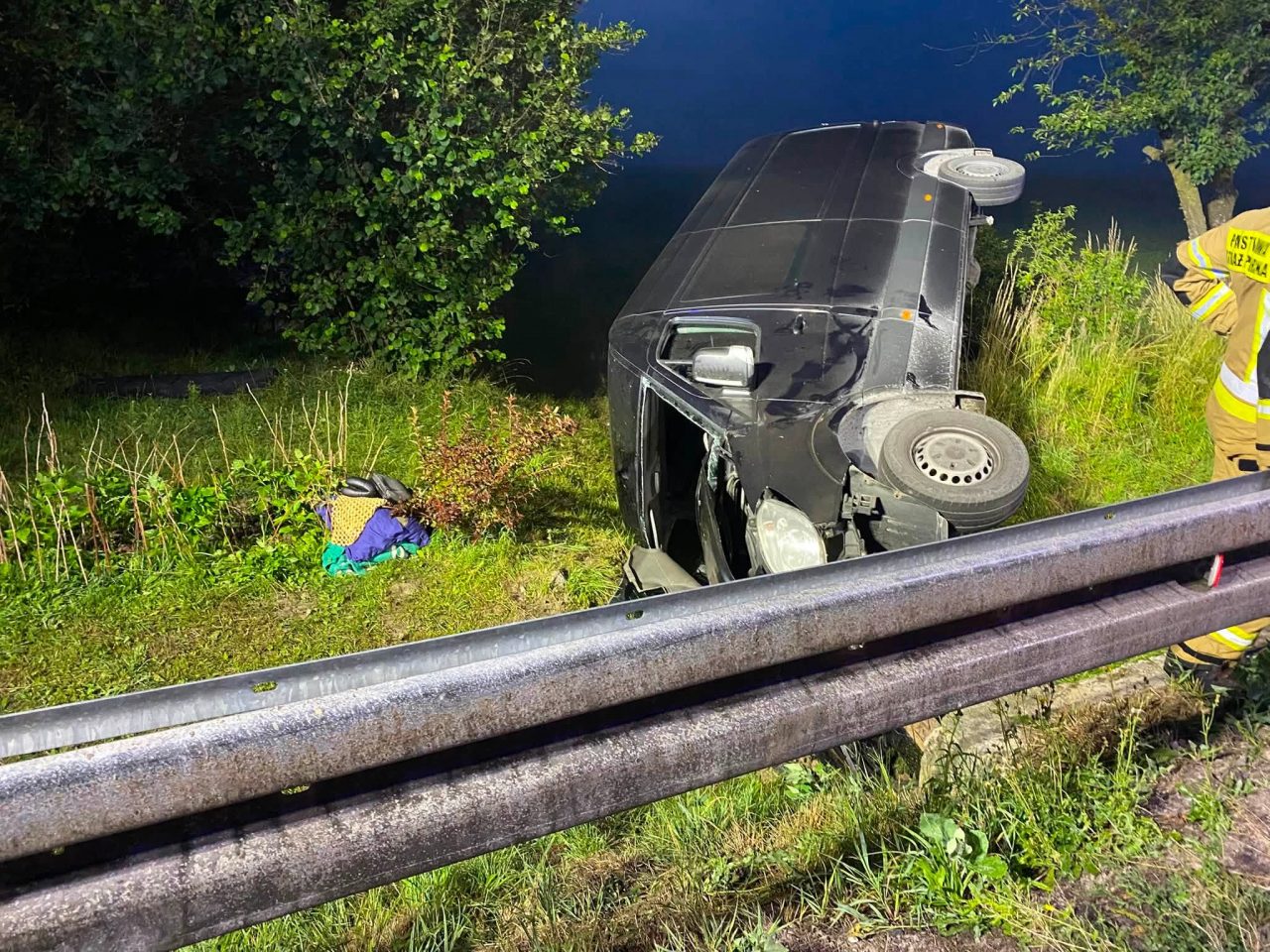 Wypadek na DK74 w Gorajcu-Zastawiu. Dwie osoby poszkodowane
