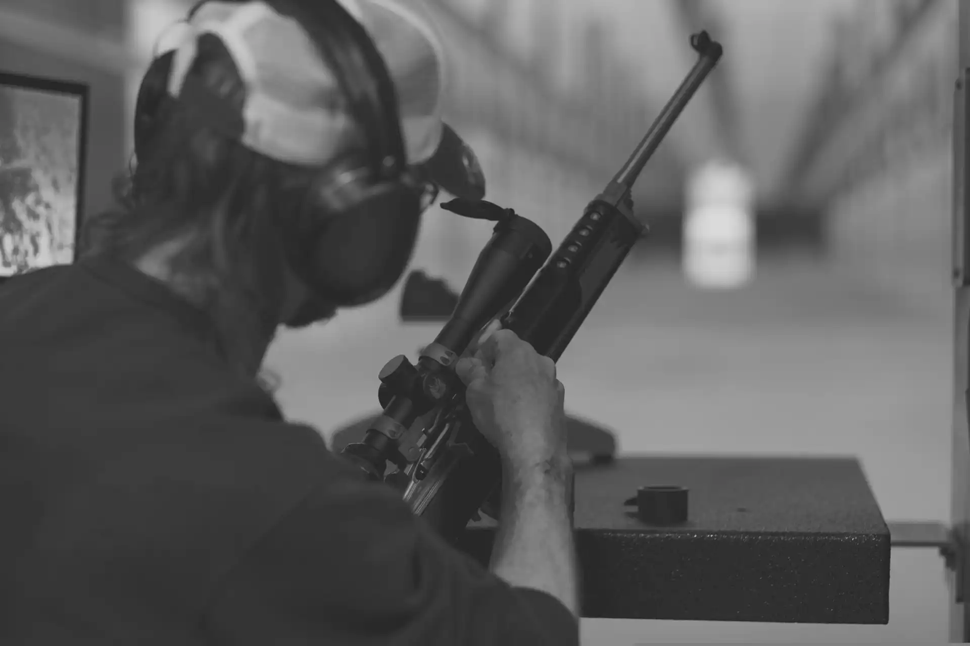 Wypadek na strzelnicy. Mężczyzna z raną postrzałową