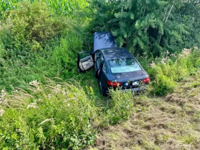 Wypadek na trasie Krzeczyn – Piszkawa. Zderzenie samochodów osobowych