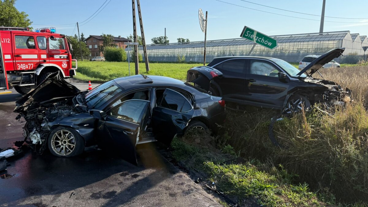 Wypadek w Borowie – jedna osoba trafiła do szpitala