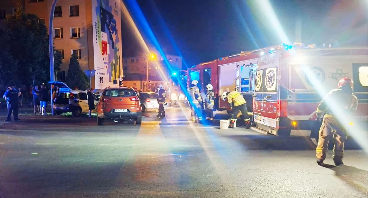 Wypadek w Działoszynie. Są osoby wymagające pomocy medycznej