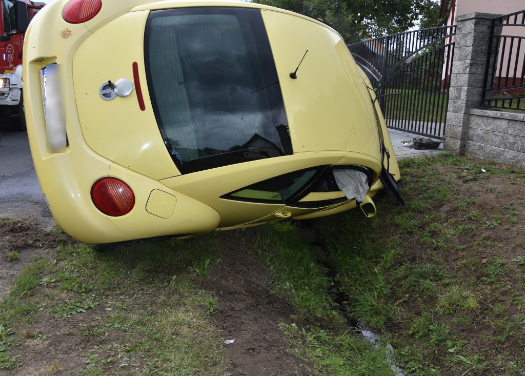 Wypadek w Miękiszu Nowym. 10-letni chłopiec przetransportowany śmigłowcem LPR do szpitala
