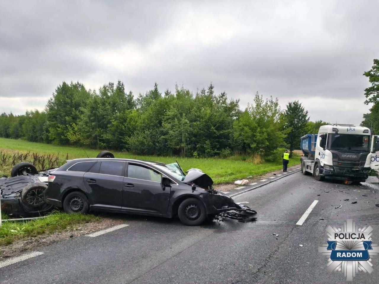 Wypadek w Skarszewie. Dwie osoby trafiły do szpitala