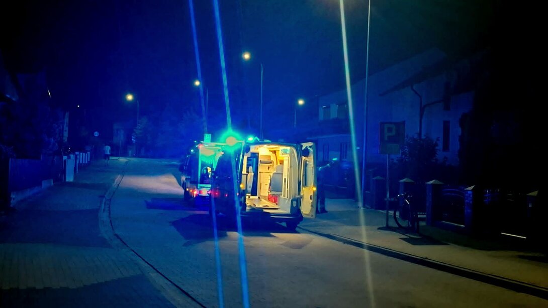 Wyskoczył z okna na wysokości 10 metrów