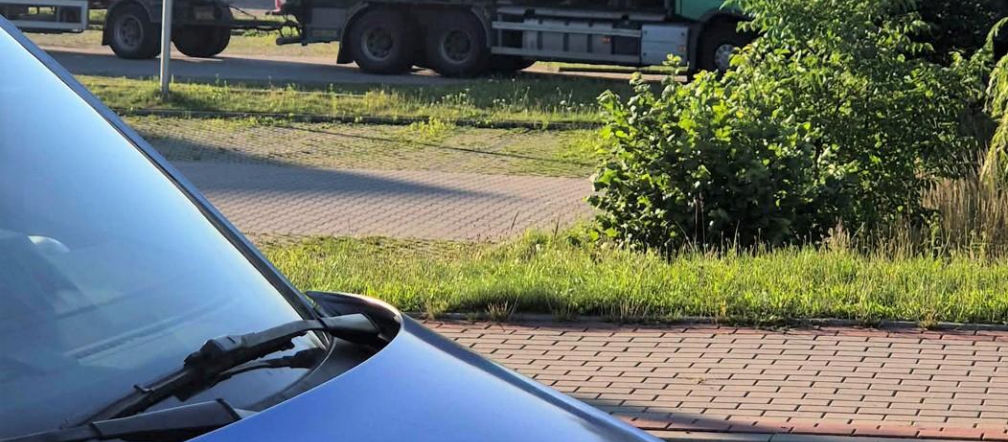 Zabrane prawo jazdy i 14tys kary w 24h. Pijany kierowca ciężarówki z drewnem ekspresowo osądzony