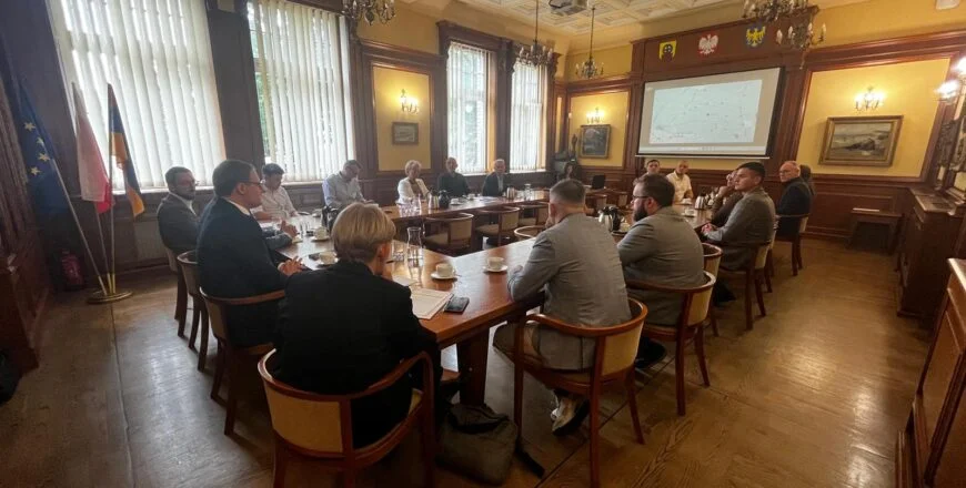 Zabrze: Spotkanie o bezpieczeństwie komunikacji w Katowickiej Specjalnej Strefie Ekonomicznej