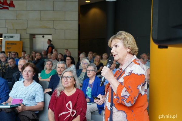 Zanurz się w świecie przedwojennej sceny kulinarnej Gdyni z nową książką Małgorzaty Sokołowskiej