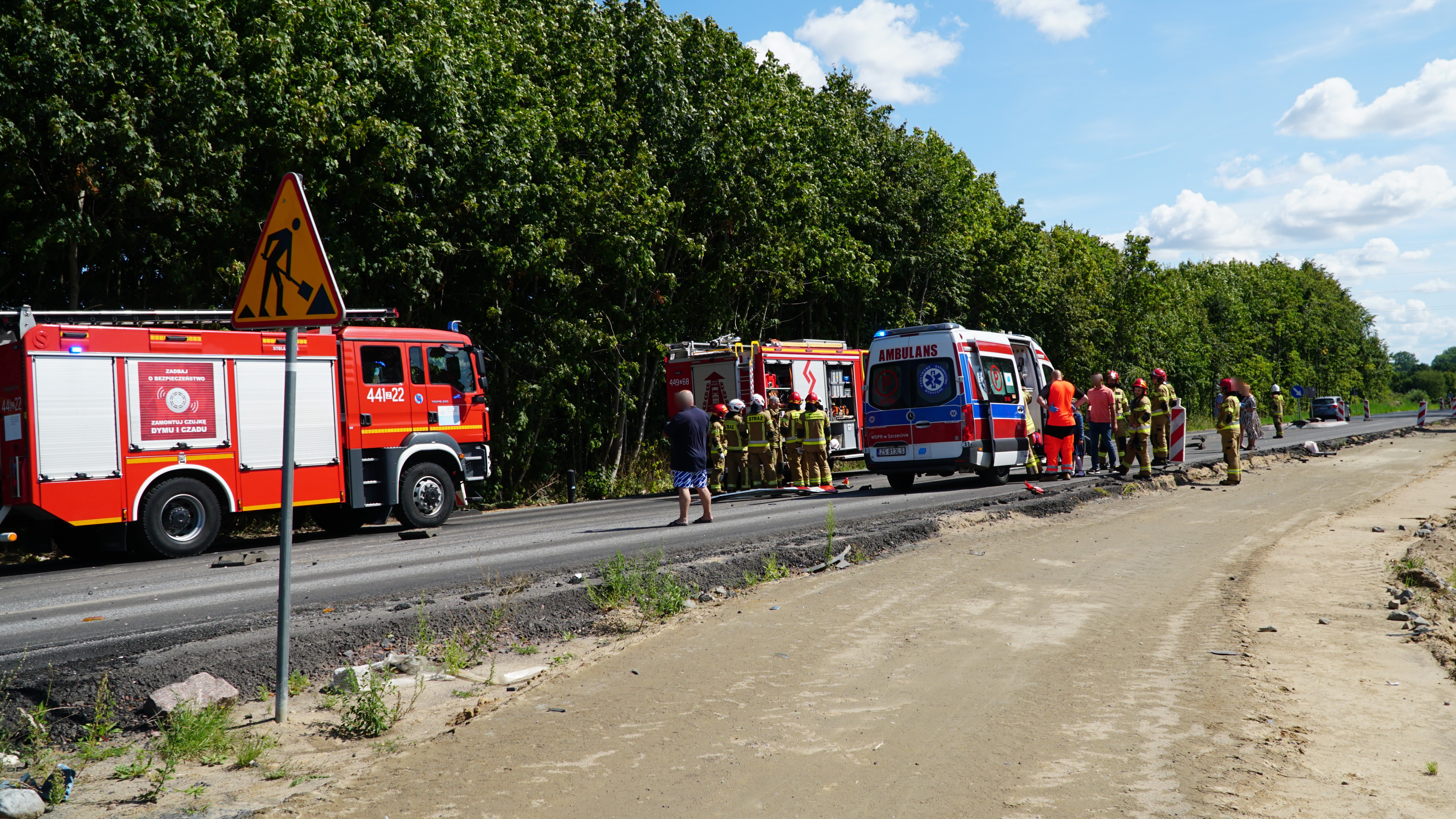 Zderzenie dwóch pojazdów w Trzebiatowie
