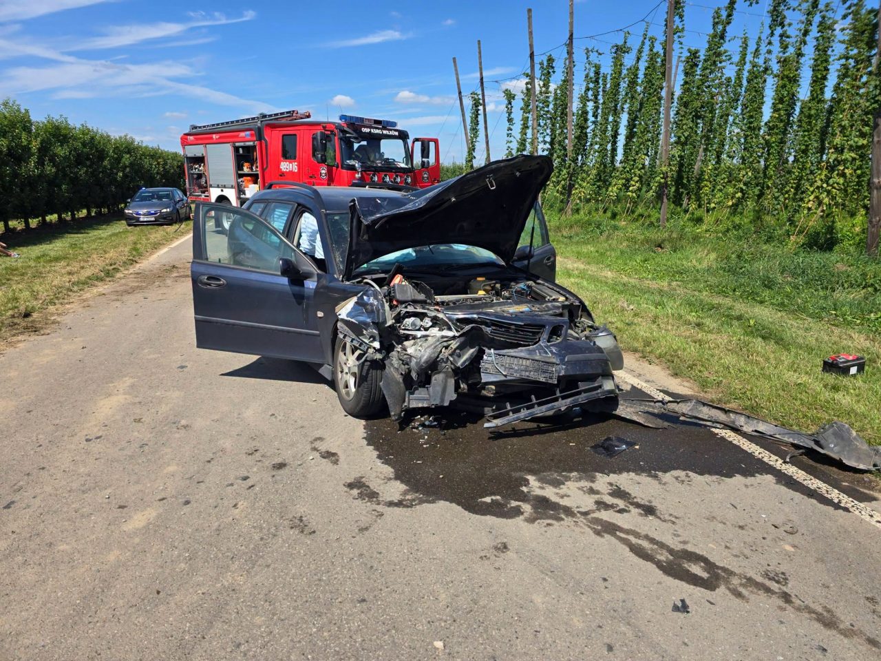 Zderzenie podczas wyprzedzania w Szczekarkowie. Dwie kobiety trafiły do szpitala