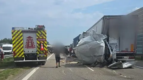 Wypadek na autostradzie A2 koło Skierniewic