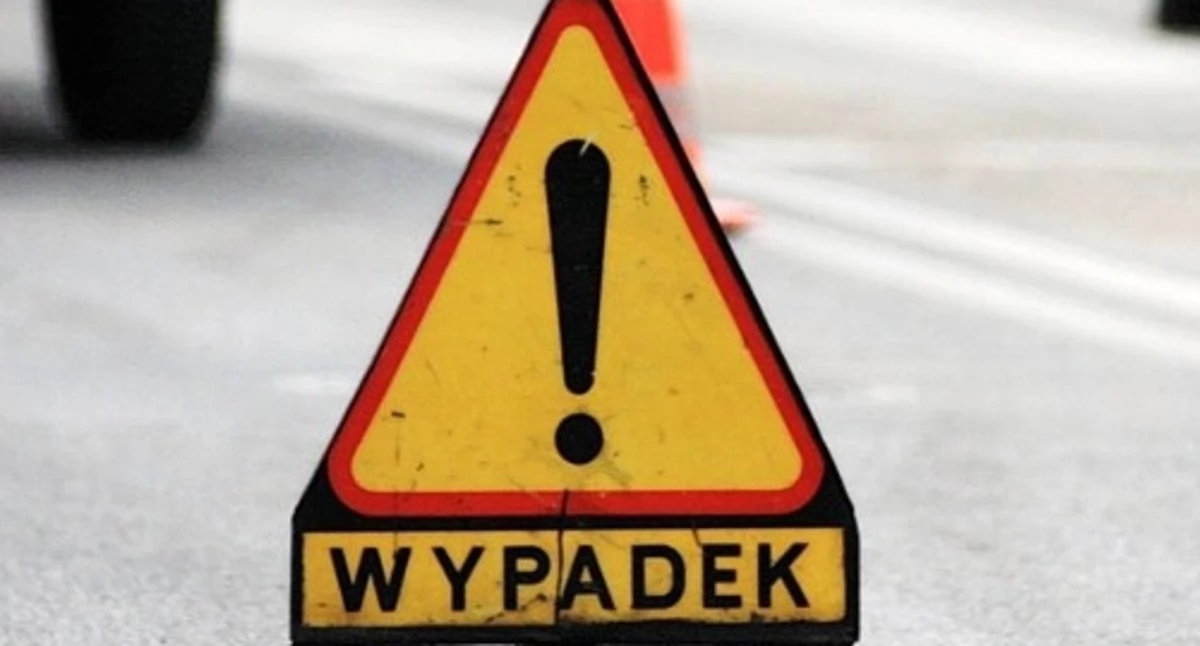 Zderzyły się cztery pojazdy, jedna osoba ranna