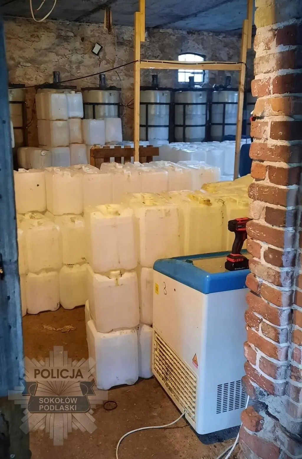 Policjanci zlikwidowali laboratorium narkotyków syntetycznych