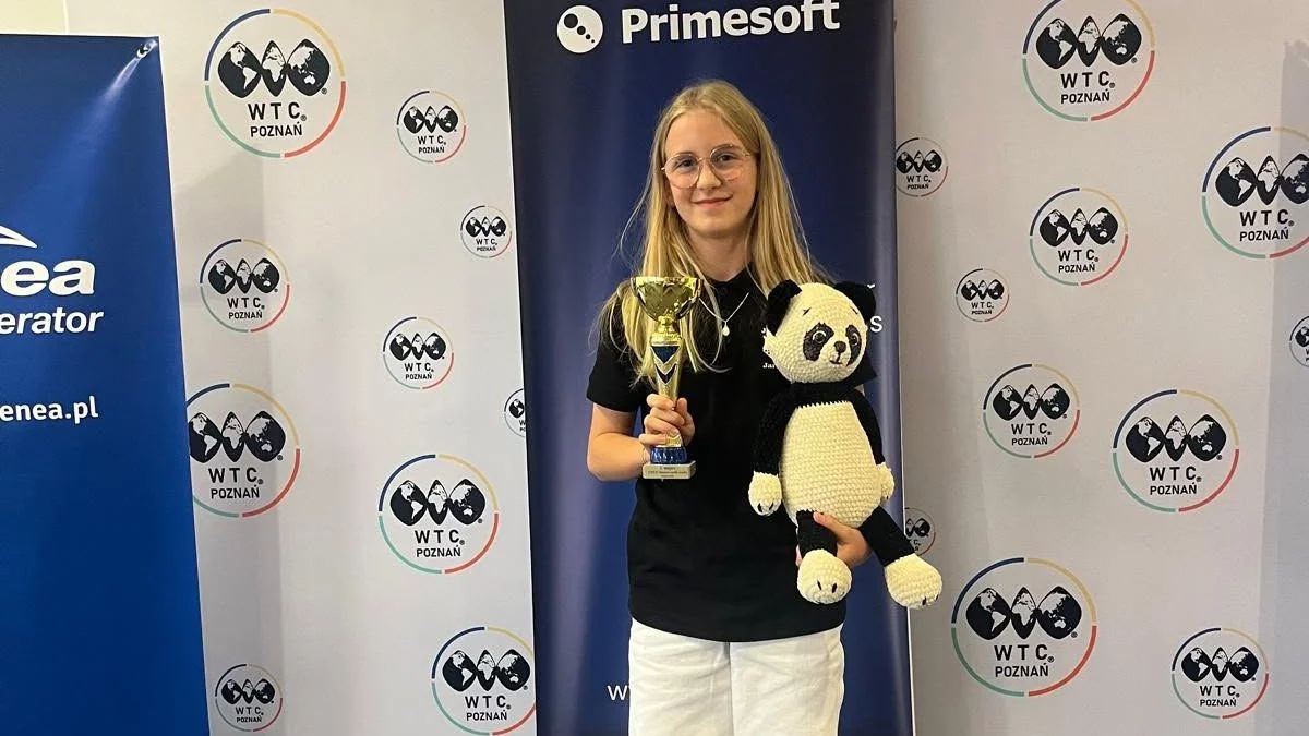 Zofia Wasielewska na podium prestiżowego turnieju szachowego