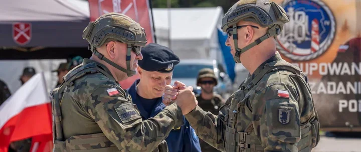 Żołnierze z Siedlec schodzą z granicy. Zastąpiła ich dywizja ze Szczecina