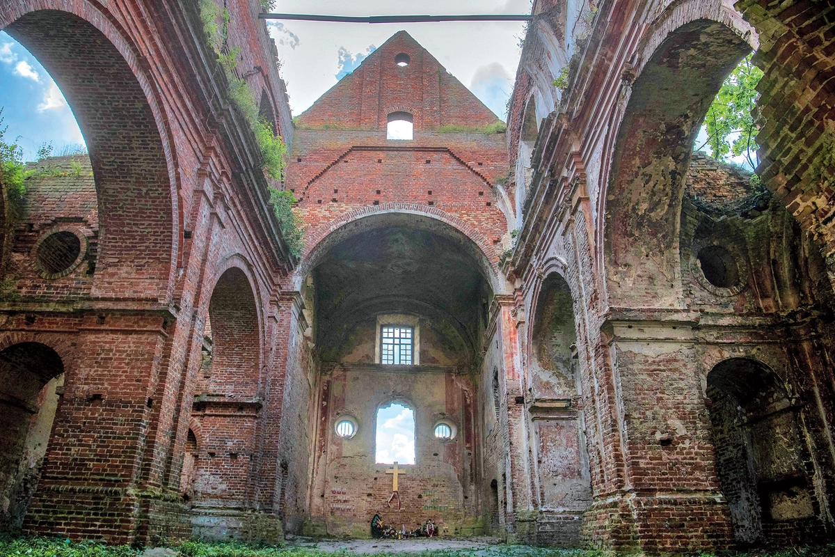 Został jeden ksiądz na całą diecezję. Historia zagłady Kościoła na Wołyniu