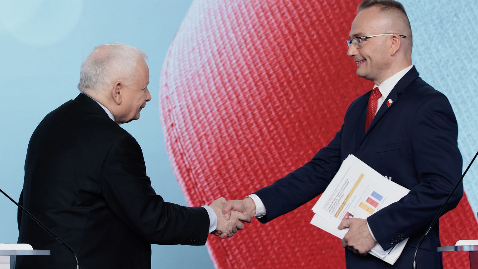 Kaczyński ogłosił pakt senacki z Wochem. Pokrzyżował plany Konfederacji