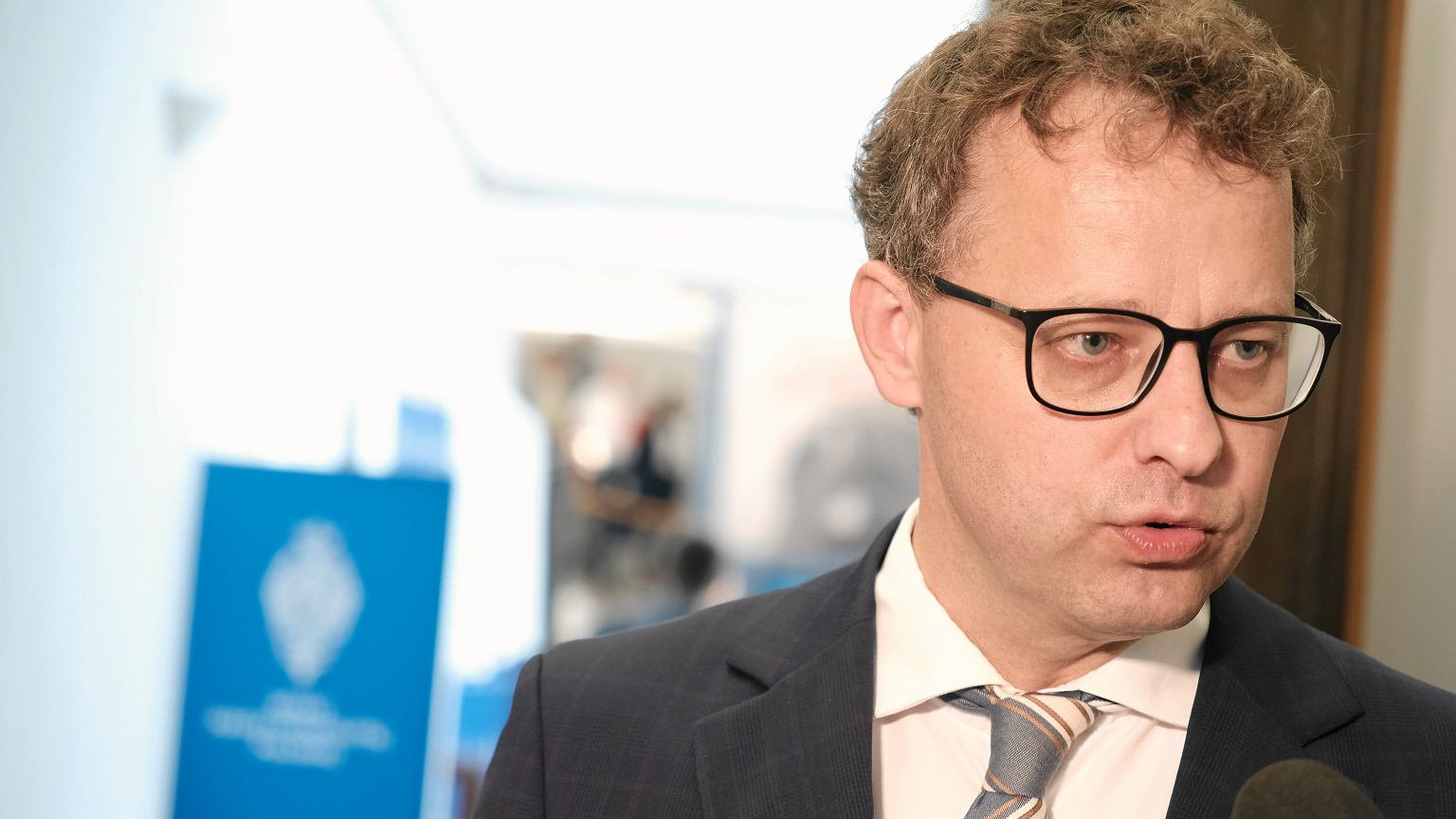 Marcin Romanowski nie przebywa w Serbii. Pismo prokuratury wpłynęło do sądu