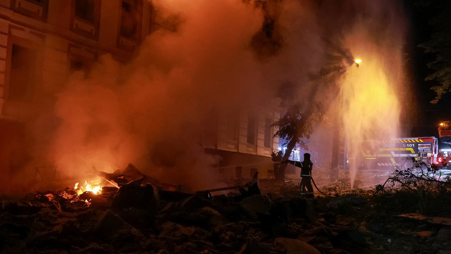 Moskwa w ogniu. Płonie skład ropy naftowej i centrum logistyczne