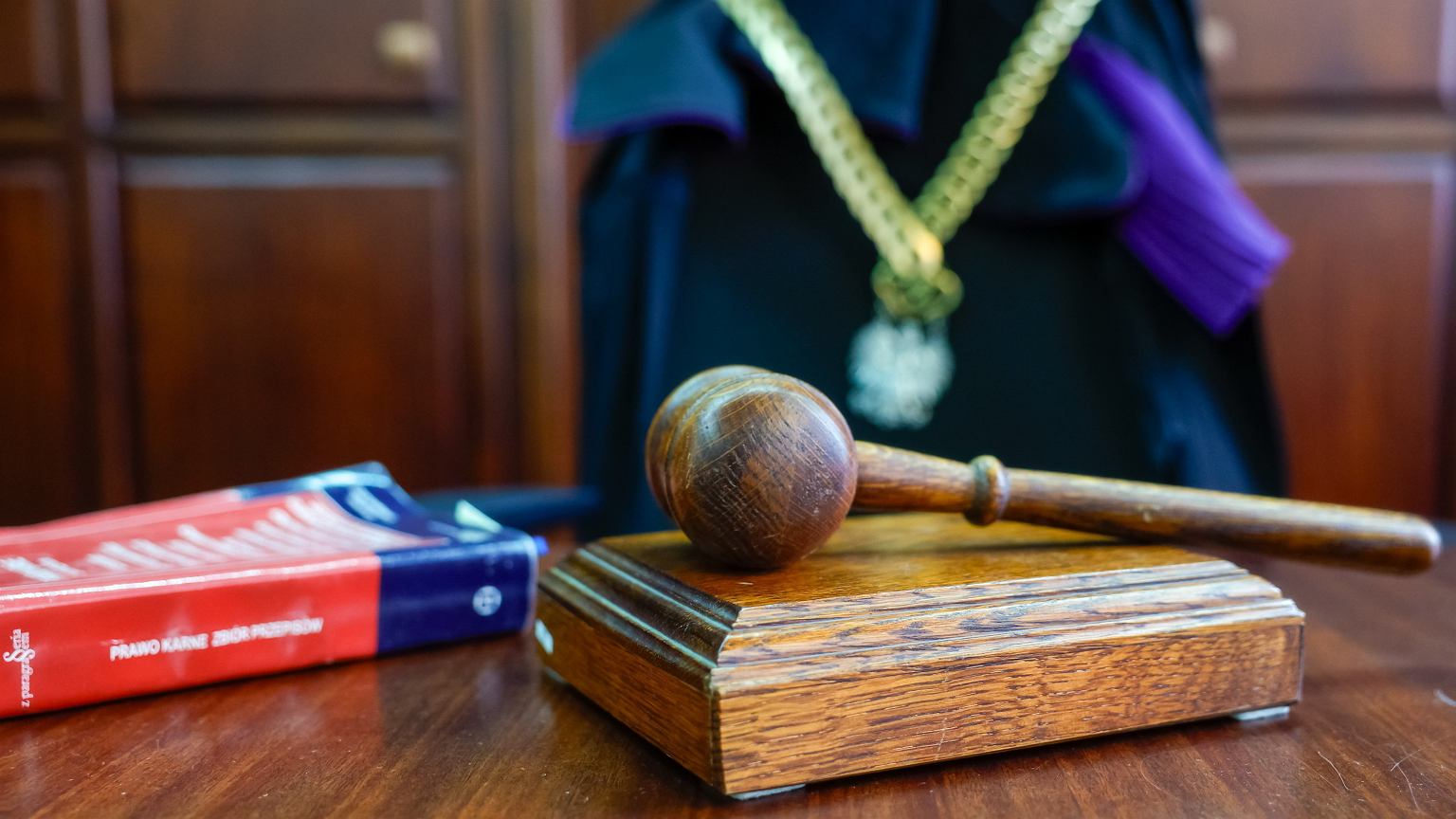 Były marszałek lubuski prawomocnie skazany. Za kierownicę wróci jednak szybciej