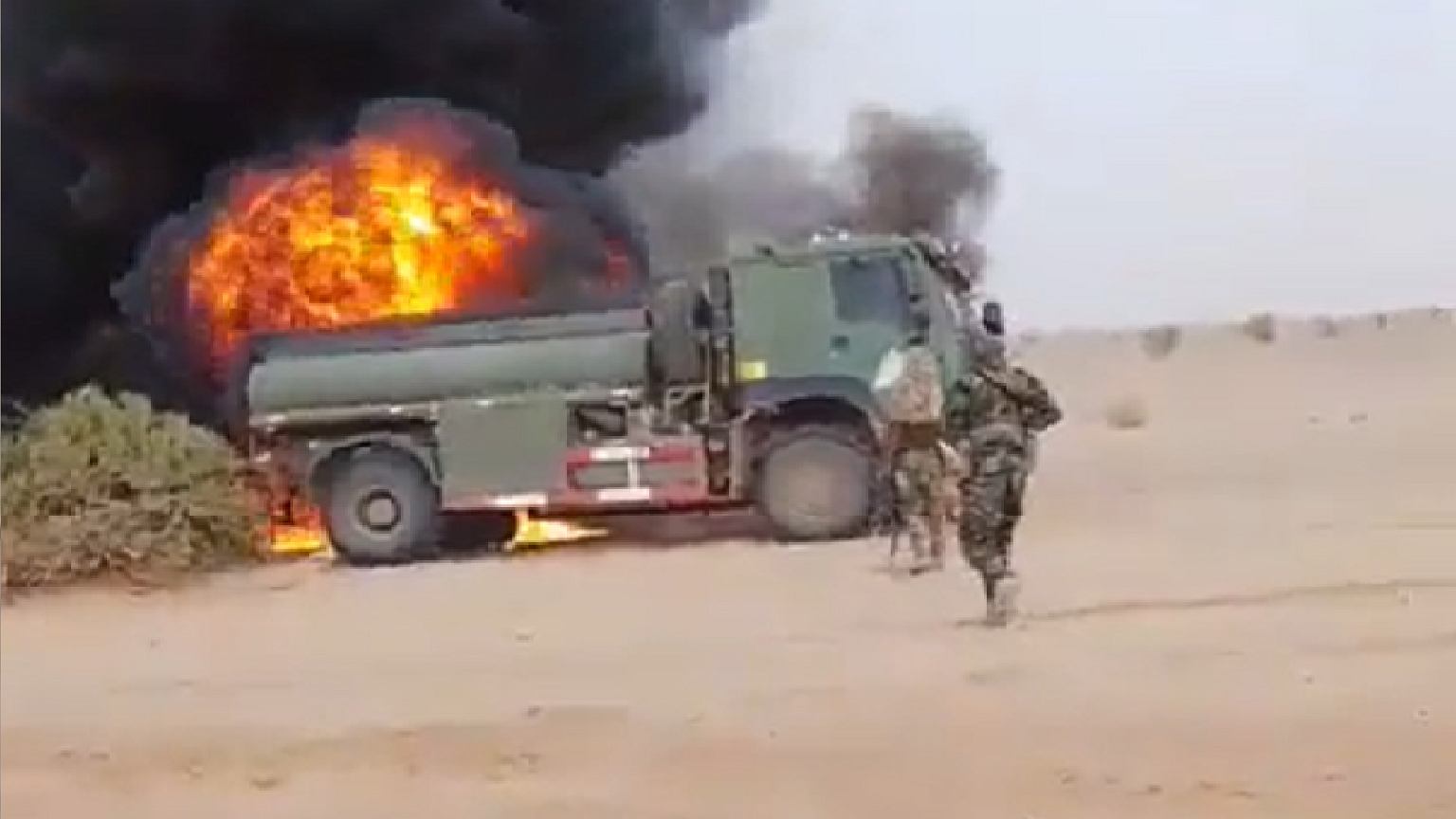 Rosyjscy najemnicy spod znaku Africa Corps w oblężeniu. Stracili śmigłowiec, odsiecz utknęła