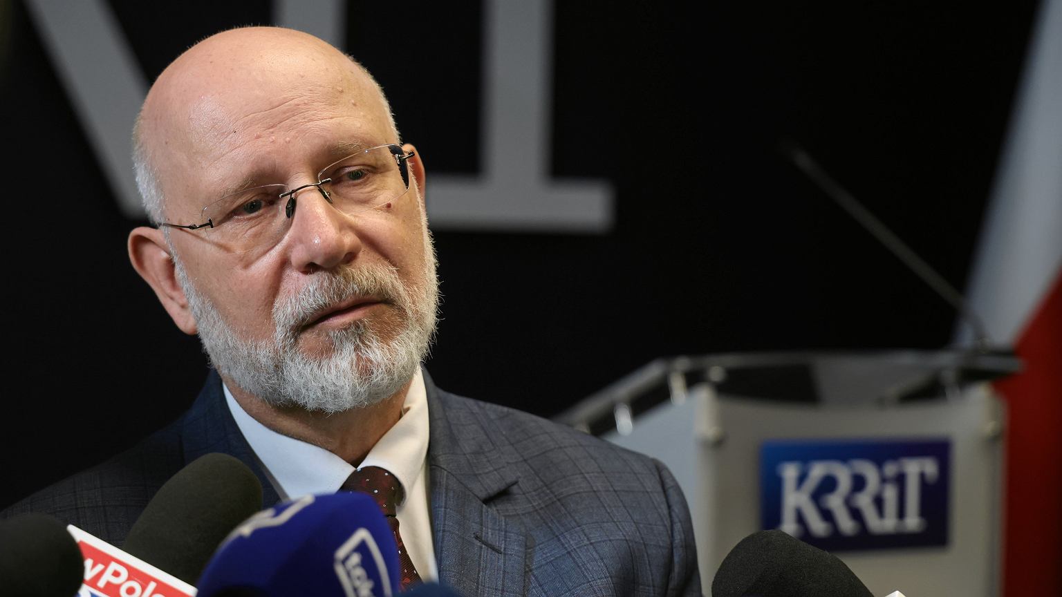 Świrski zabrał głos. Otwiera przedsprzedaż książki po zablokowaniu konta