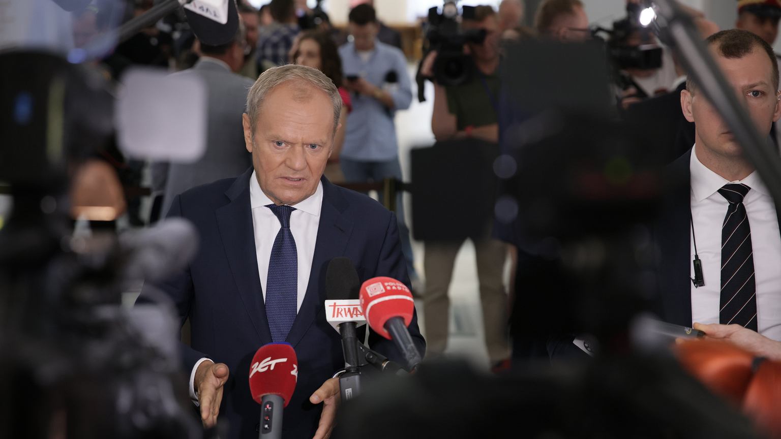 Tusk zablokuje nominację Szpytmy w Senacie. Kosiniak-Kamysz "nie sądzi", że kandydat zostanie szefem IPN