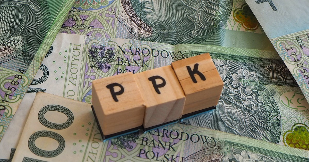 Coraz więcej osób wypłaca środki z PPK. "To uderzy w emerytury"