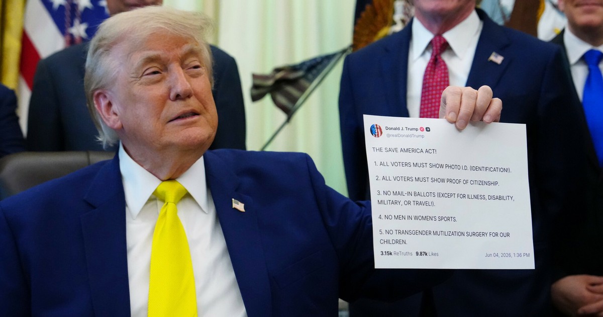 Kupował, a potem postował. Inwestycje Donalda Trumpa pod lupą