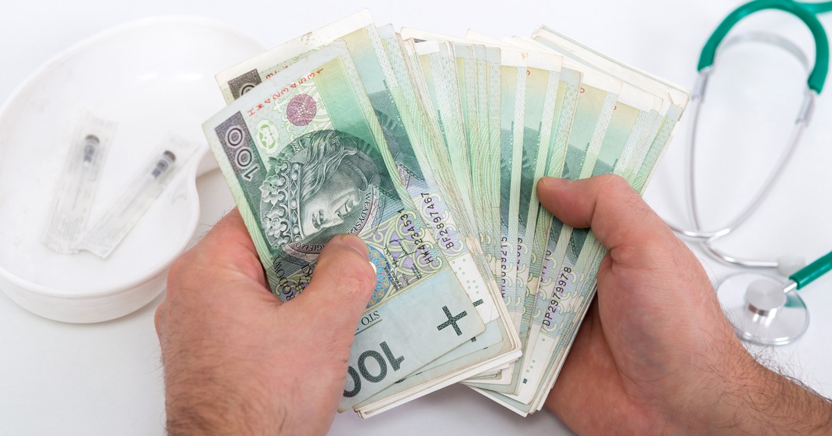 Ponad pół miliona zł w dwa miesiące. Lekarz tłumaczy, jak to zrobił