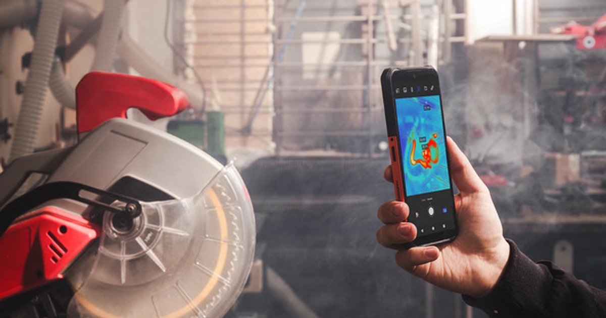 Wytrzymały smartfon z kamerą termowizyjną: to nie jest zwykły telefon