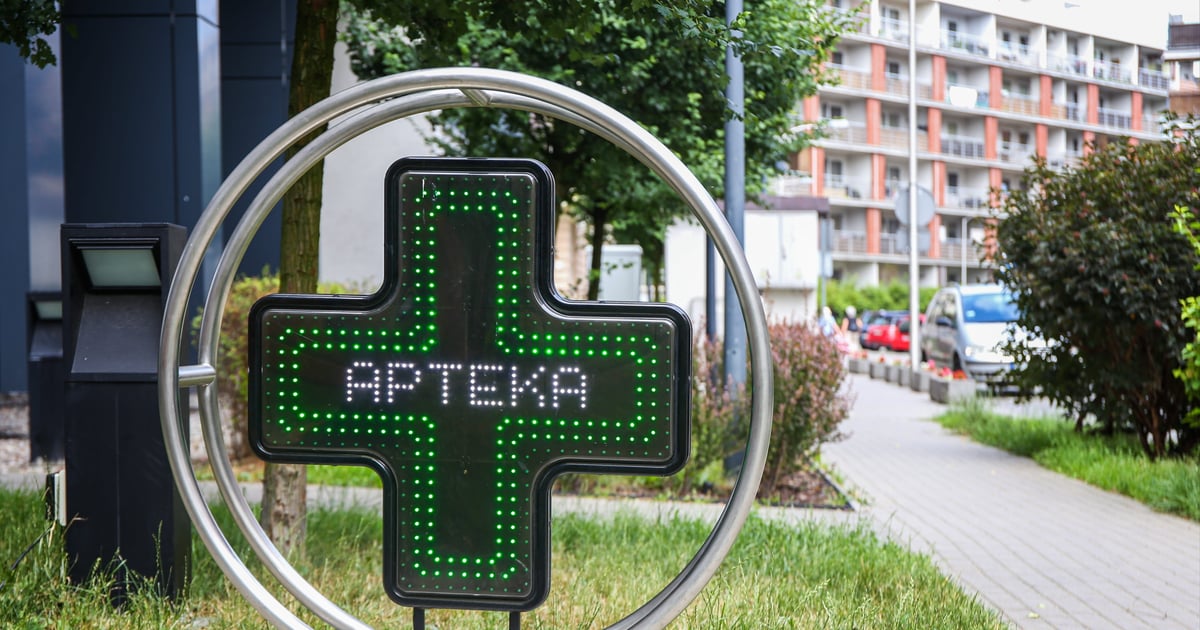 Obeszli przepisy i przejęli setki aptek. System kontroli nie zadziałał